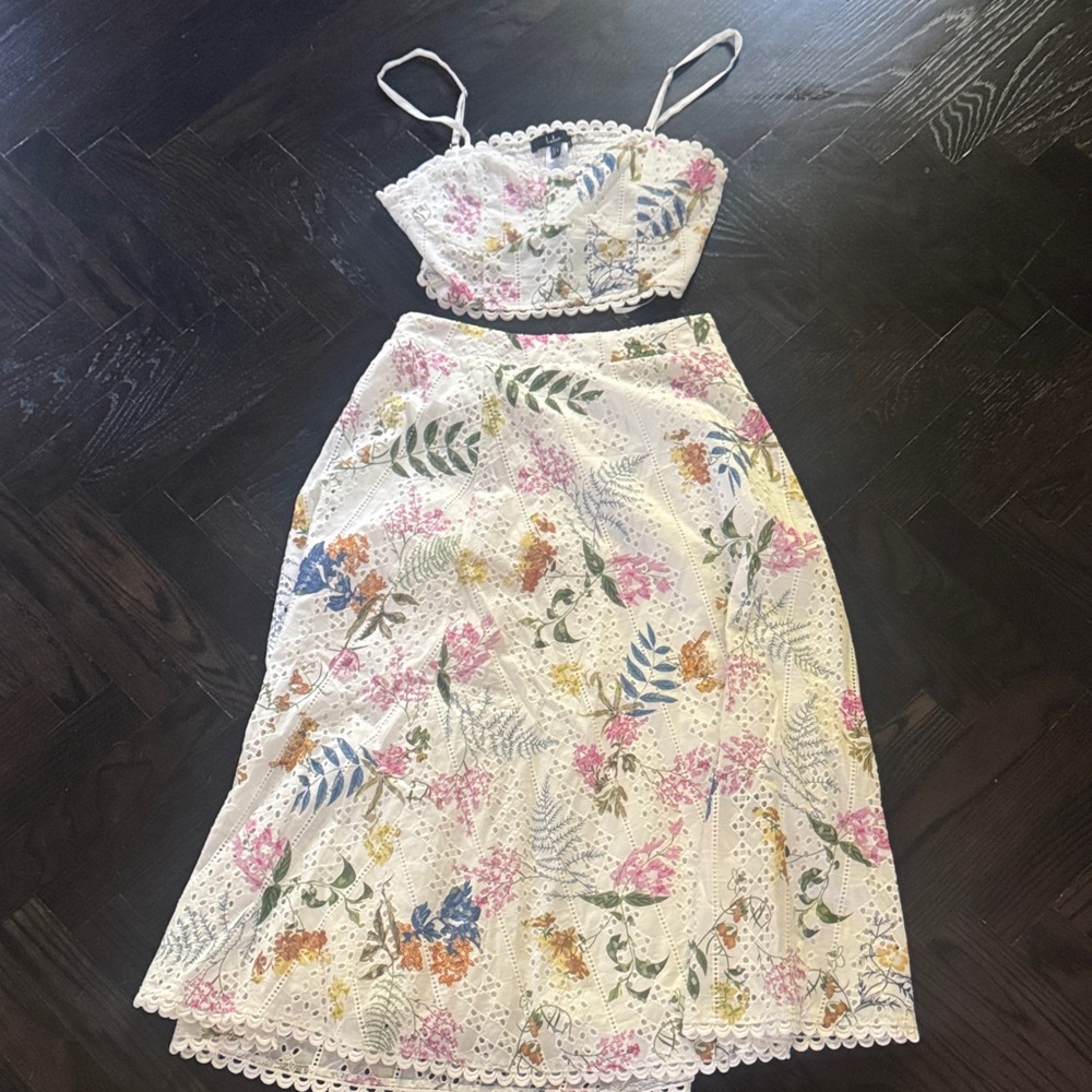 Lulu’s two piece floral skirt set size small NWT